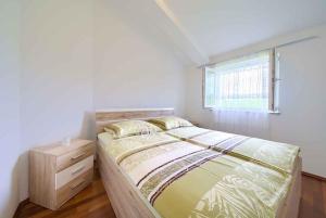 Postel nebo postele na pokoji v ubytování Apartment in Soline - Insel Krk 38395