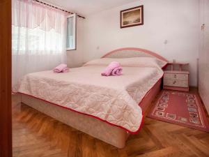 Posteľ alebo postele v izbe v ubytovaní Apartment in Rovinj - Istrien 11608