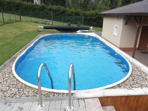 Fotografie z fotogalerie ubytování Holiday home in Svahova - Erzgebirge 1640 v destinaci Svahová