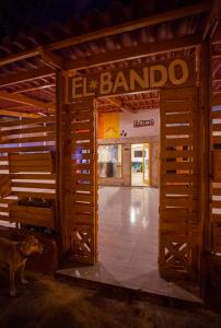 Certifikát, hodnocení, plakát nebo jiný dokument vystavený v ubytování Hostal El Bando