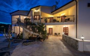 Balkón nebo terasa v ubytování Apartments Drenje