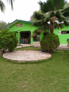 Gallery image of PANAASA GUEST HOUSE in Oko Sombo