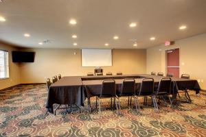 Konferenční prostory v ubytování Stanton Inn and Suites