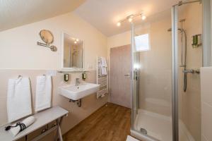 Ένα μπάνιο στο Das Frühstückshotel Büsum +115 φωτογραφίες