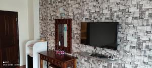 Μια τηλεόραση ή/και κέντρο ψυχαγωγίας στο HL Sea Homestay