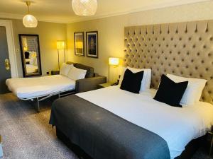 Easthampstead Park客房内的一张或多张床位