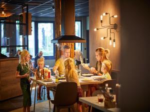 Fotografie z fotogalerie ubytování Child-friendly Villa in Limburg v destinaci Roggel
