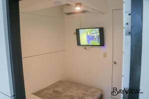TV a/nebo společenská místnost v ubytování Bay View Inn + 34 fotografií