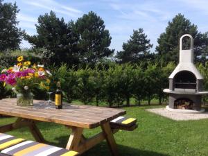 Zahrada ubytování Holiday Home in Kamperland near Beach