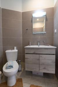 A bathroom at Just For Two Még 8 kép