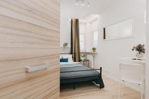 Fotografia z galérie ubytovania Stadion Narodowy Warszawa UNIT ApartmentMini noclegi Super lokalizacja przy Metro MiniStudio with private banthroom vo Varšave