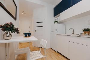Zdjęcie z galerii obiektu Stadion Narodowy Warszawa UNIT ApartmentMini noclegi Super lokalizacja przy Metro MiniStudio with private banthroom w Warszawie