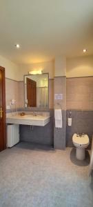 Koupelna v ubytování Hotel Rural la Plaza