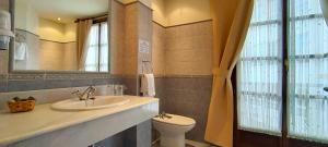 Koupelna v ubytování Hotel Rural la Plaza