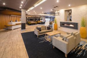 The lobby or reception area at Crowne Plaza Solihull, an IHG Hotel 