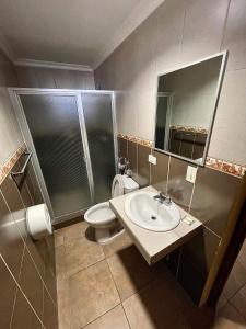 Kylpyhuone majoituspaikassa Hospedaje Camino Real