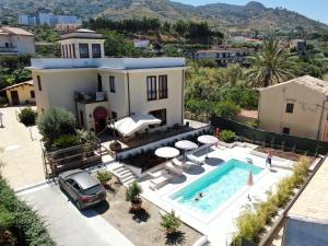 A view of the pool at Villa Margherita or nearby