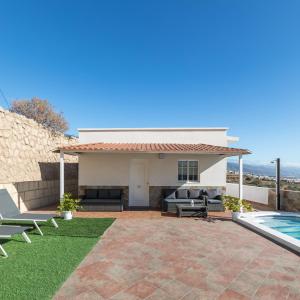 Πισίνα στο ή κοντά στο JVG VILLAS - Villa Carolina