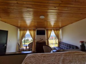 Gallery image of ReLuna Guatavita Glamping & Suites in Guatavita