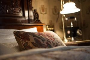 Łóżko lub łóżka w pokoju w obiekcie Pałac Ciekocinko Hotel Resort & Wellness