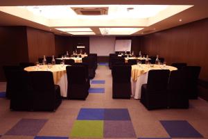 Fotografie z fotogalerie ubytování Royal Orchid Golden Suites Pune v destinaci Puné