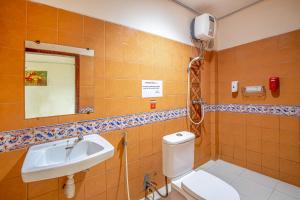 Hotel Bambu Kuning的一间浴室