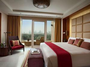 Katil atau katil-katil dalam bilik di Raffles Dubai