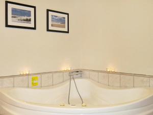 Koupelna v ubytování 10 person holiday home in Harboøre-By Traum