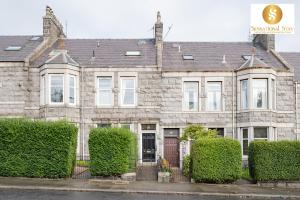 Gallery image of 2 Bedroom Apt at Sensational Stay Serviced Accommodation Aberdeen - Clifton Road in Aberdeen