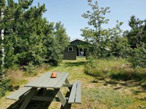 Zahrada ubytování 6 person holiday home in Pandrup-By Traum