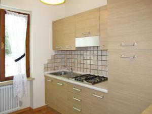 Dapur atau dapur kecil di Apartment Belvedere-2 by Interhome