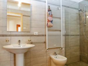 Kúpeľňa v ubytovaní Holiday Home Stali di Ettore by Interhome