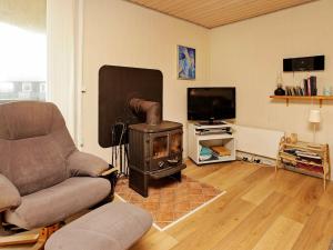 Gallery image of 5 person holiday home in Lemvig in Trans