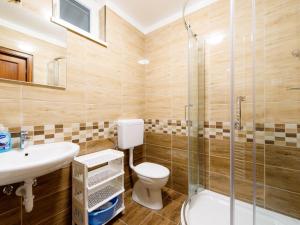 Kúpeľňa v ubytovaní Apartment Moni 1 by Interhome
