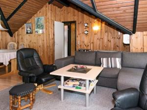 Zona d'estar a 5 person holiday home in Ansager