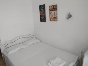 A bed or beds in a room at Nitsas studio's