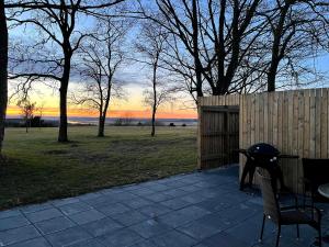 Alba o tramonto visti dall'interno del bed & breakfast o dai dintorni