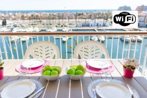 A balcony or terrace at Apart-rent Apartamento Port Grec 0161