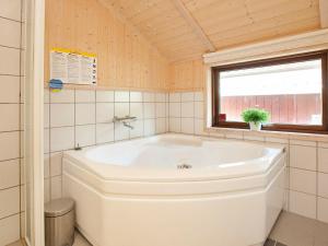Fotografie z fotogalerie ubytování 6 person holiday home in Slagelse v destinaci Store Kongsmark