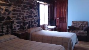 Zdjęcie z galerii obiektu Hostal Residencia El Mirador del Pedroso w mieście Barbadillo del Pez
