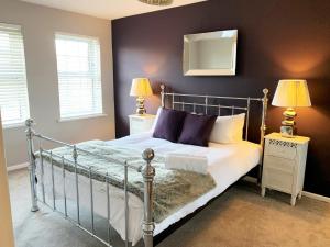 Galería fotográfica de Spacious 2-Bedroom Apartments in Windsor en Windsor