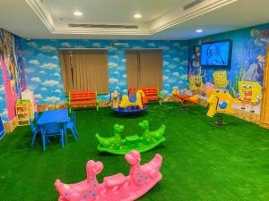 Afraa Hotel Al Aziziya tesisinde çocuk kulübü