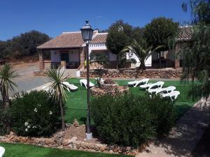 A garden outside Las Casitas de los Cano