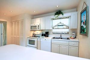 Blind Pass Condo A201 on beautiful Sanibel Island