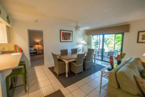 Family style beach resort condo on quiet west end A104