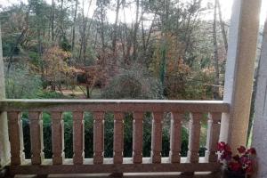 A balcony or terrace at La casa de Aldán entre el mar y el bosque