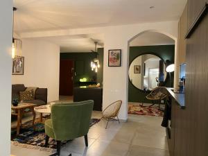 Gallery image of Le Jardin Caché in Sanary-sur-Mer +35 photos