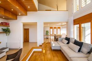 Posedenie v ubytovaní Casa Mirestany- Wonderful house with amazing views