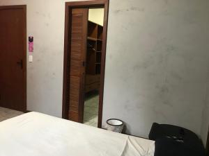 Cama ou camas em um quarto em Regi House Hostel