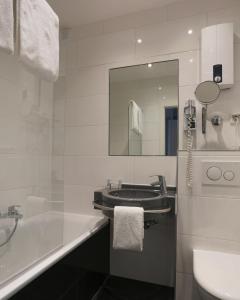 Ένα μπάνιο στο Boardinghouse Düsseldorf